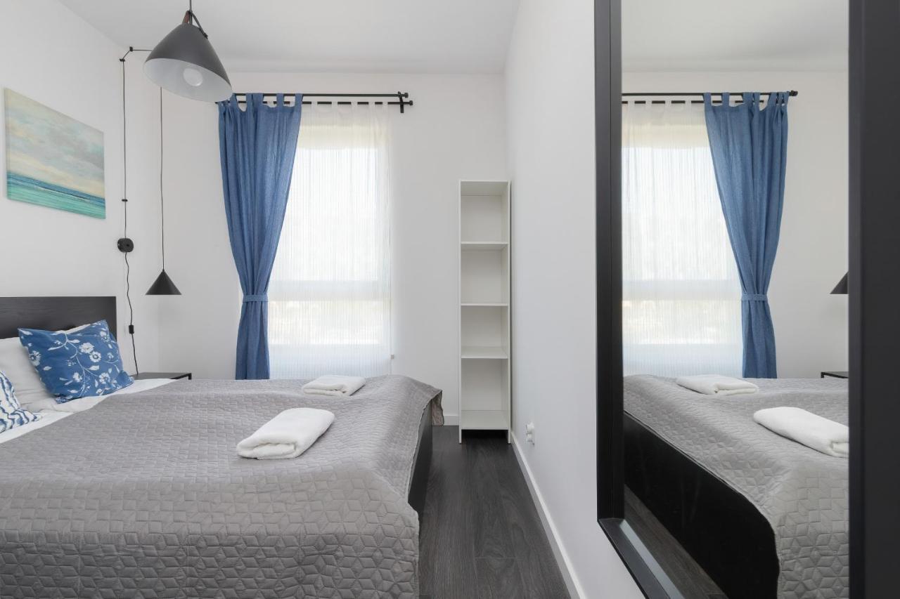Nowa Letnica Apartments By Noclegi Renters Gdańsk Exteriör bild